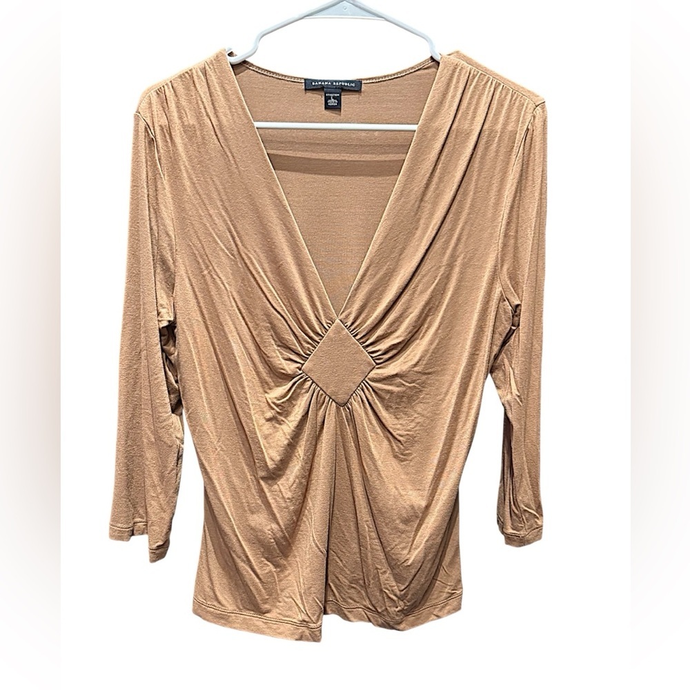 Banana Republic Tan V-Neck Women's Blouse large